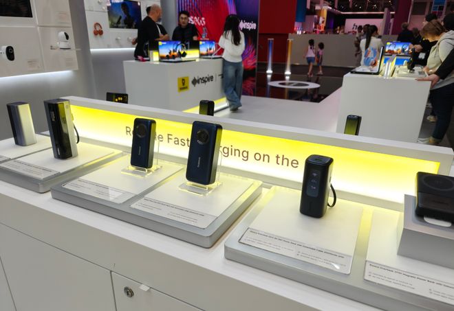 2025：不甘只做配件纷纷跨界成主角mg不朽情缘安克绿联倍思狂卷IFA(图6)