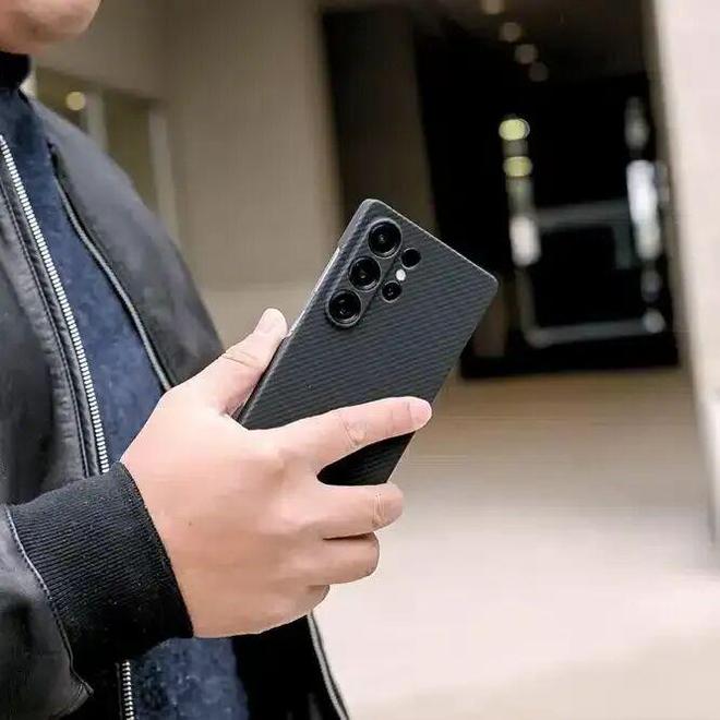 S26 Ultra手机壳曝光支持磁吸充电mg不朽情缘平台网站三星 Galaxy(图2)